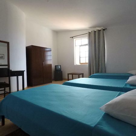 Bed And Breakfast Residencial Maravilha Mindelo Exterior photo